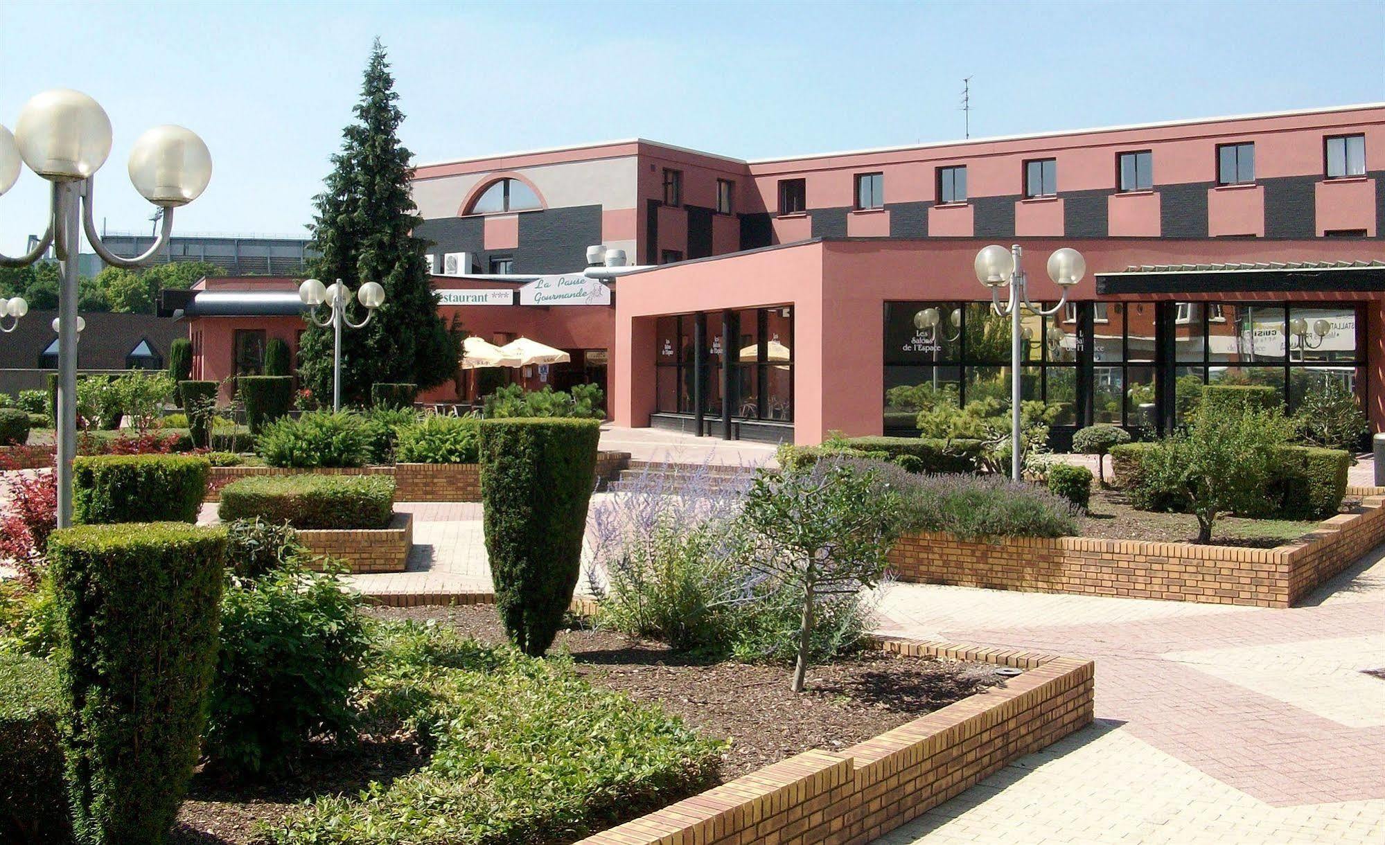 לנס Hotel Bollaert מראה חיצוני תמונה